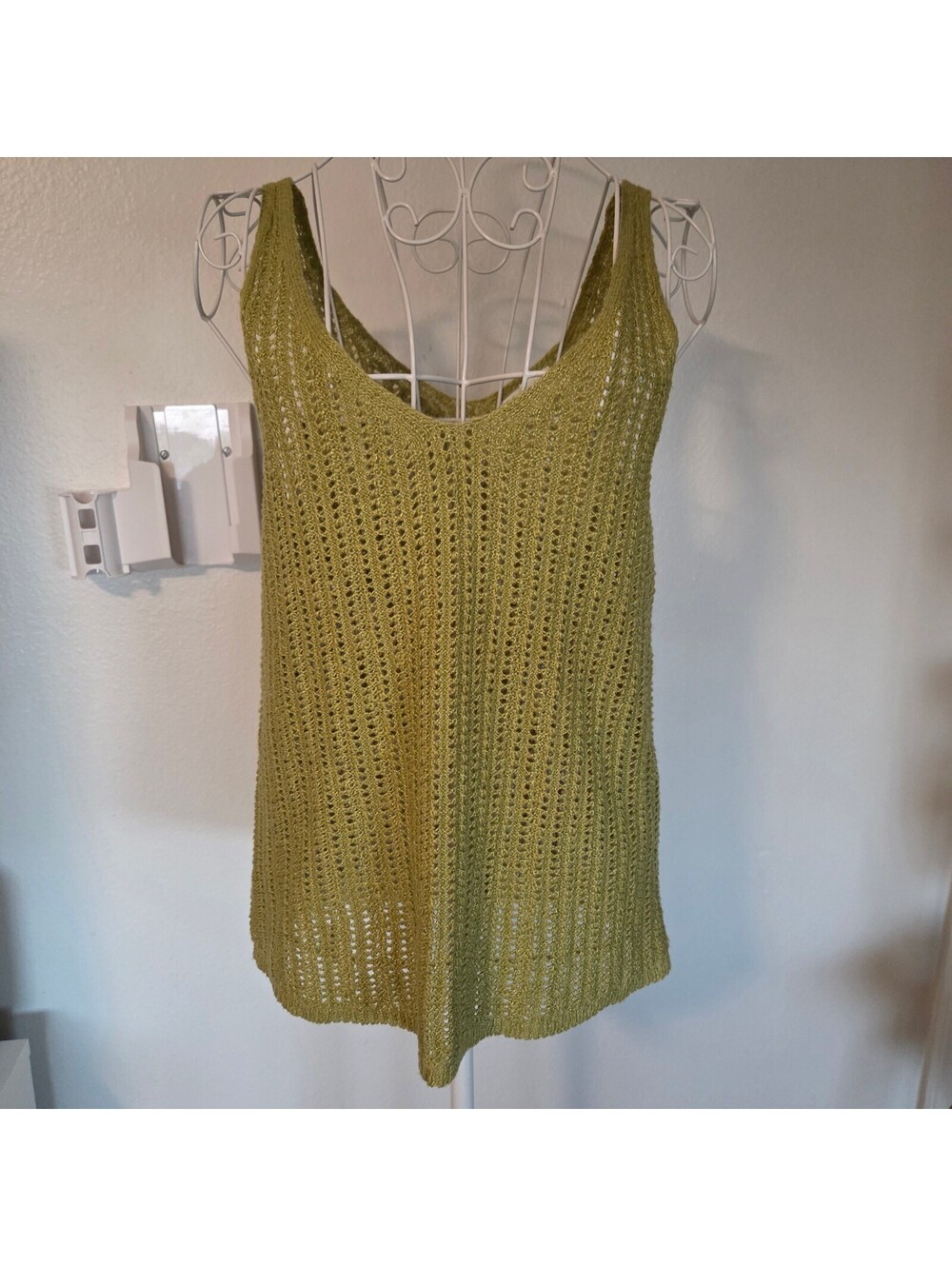blu pepper Olive Green Knit Tank Top, Size Large